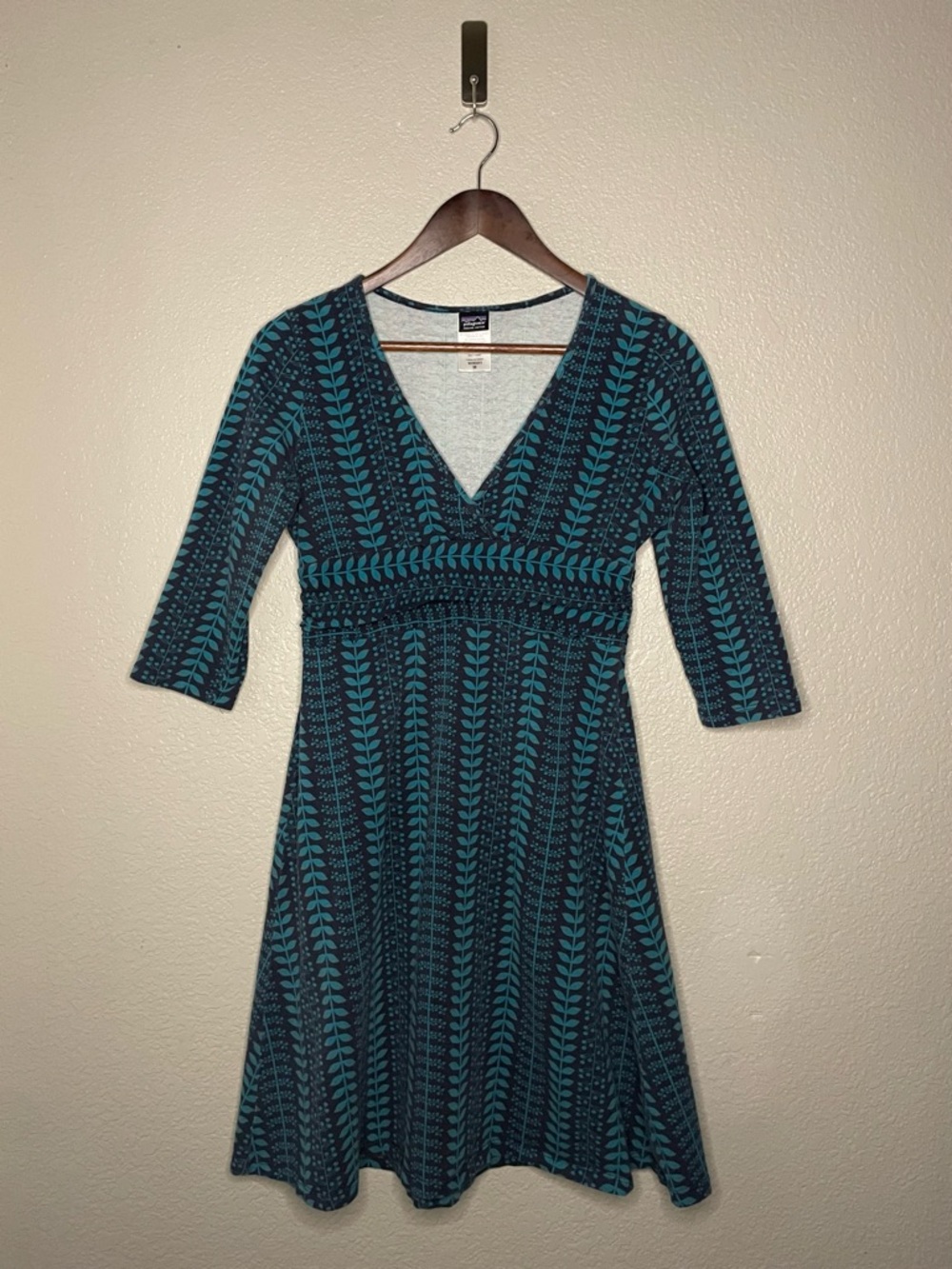 Patagonia Womens Medium Organic Cotton Blue Casual Faux Wrap Mini Outdoor Dress